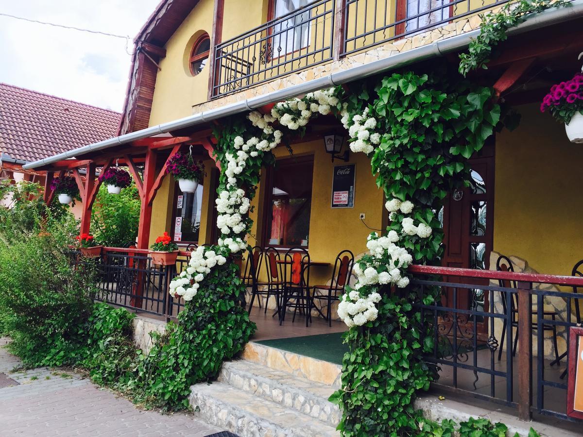 Villa Negra Motel Berzence Dış mekan fotoğraf